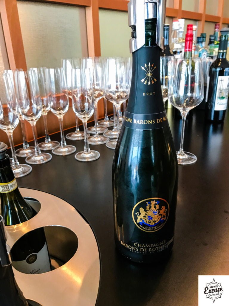 cathay pacific lounge heathrow