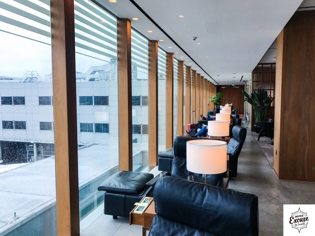 cathay pacific lounge heathrow