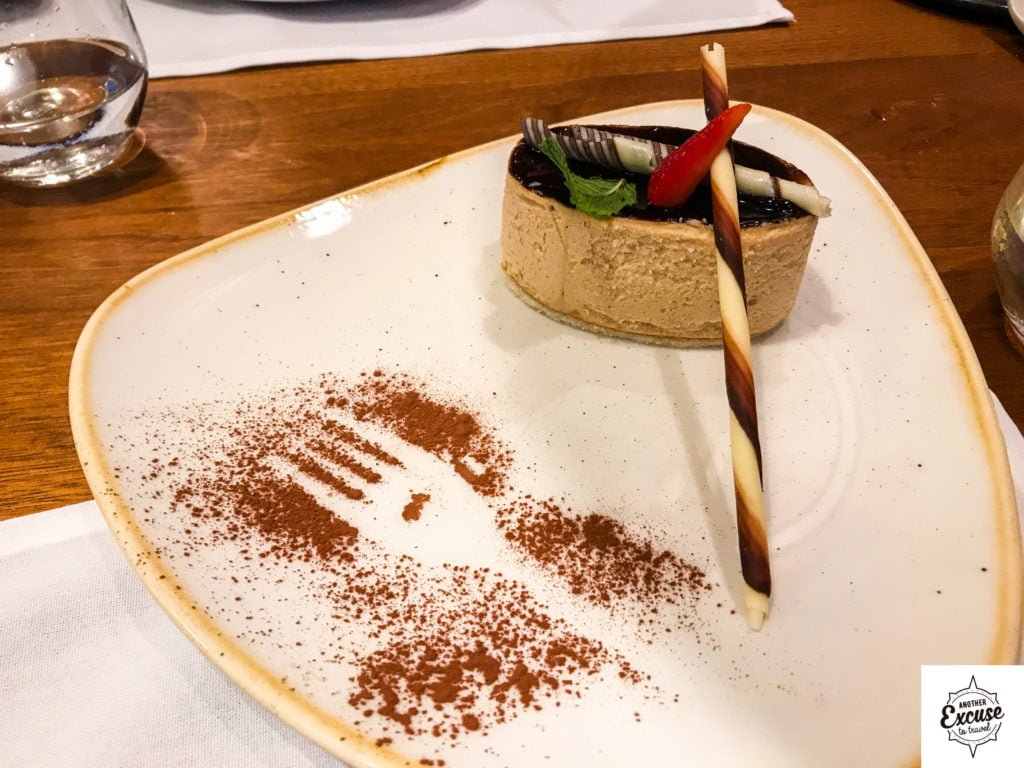 cathay pacific lounge heathrow