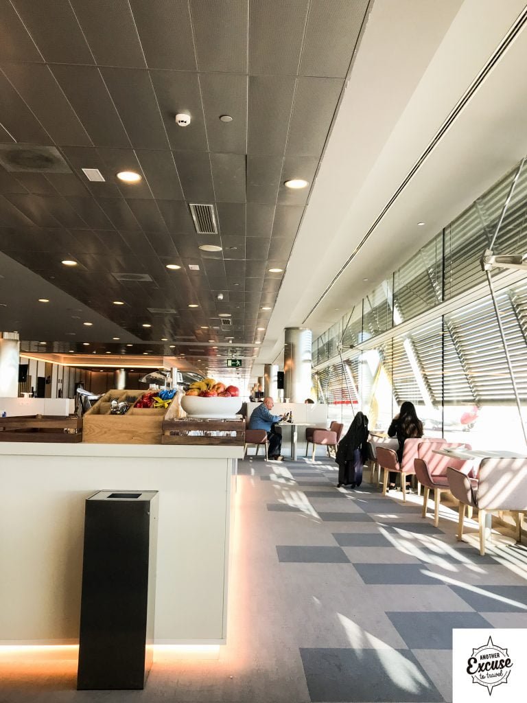 madrid barajas iberia Velázquez lounge