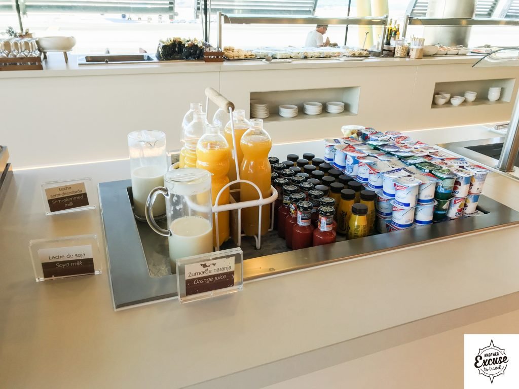 madrid barajas iberia Velázquez lounge