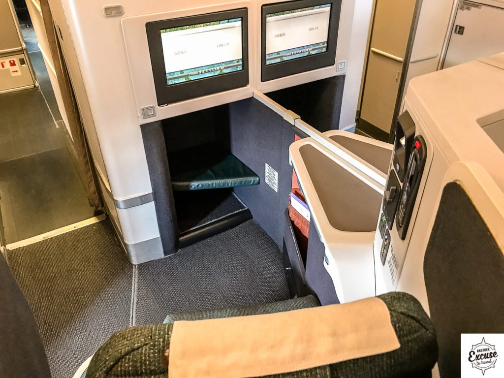 Cathay Pacific a330 business class