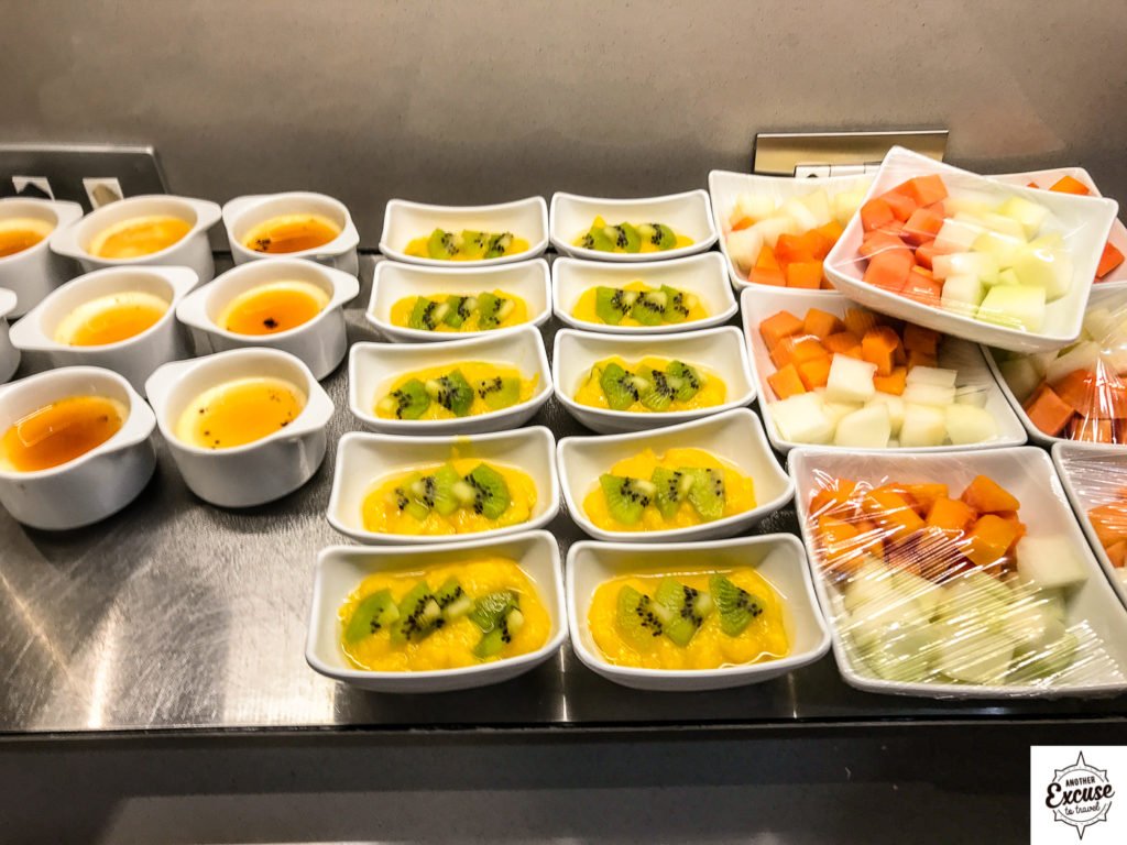 american airlines lounge GRU