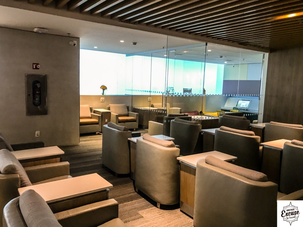 american airlines lounge GRU