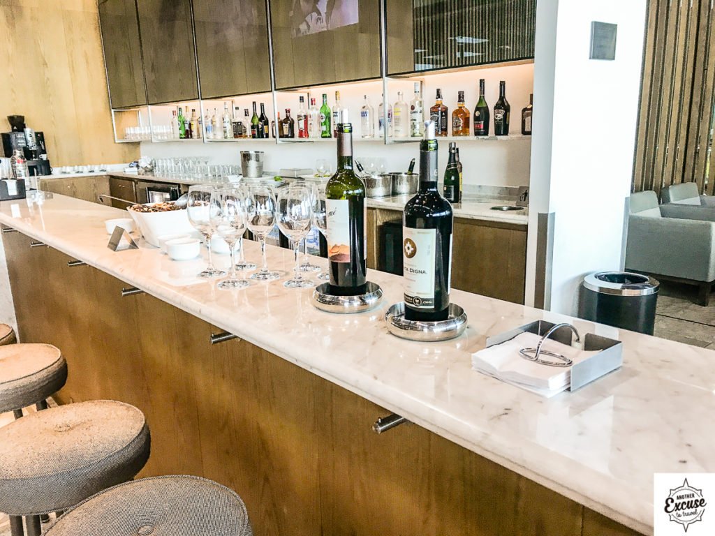GRU LATAM VIP LOUNGE BUSINESS