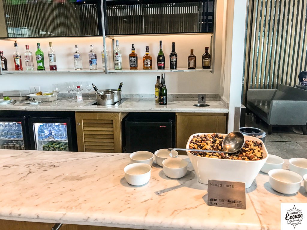 GRU LATAM VIP LOUNGE BUSINESS