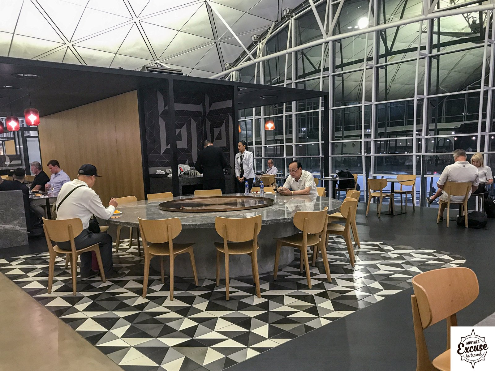 Qantas Hong Kong Lounge