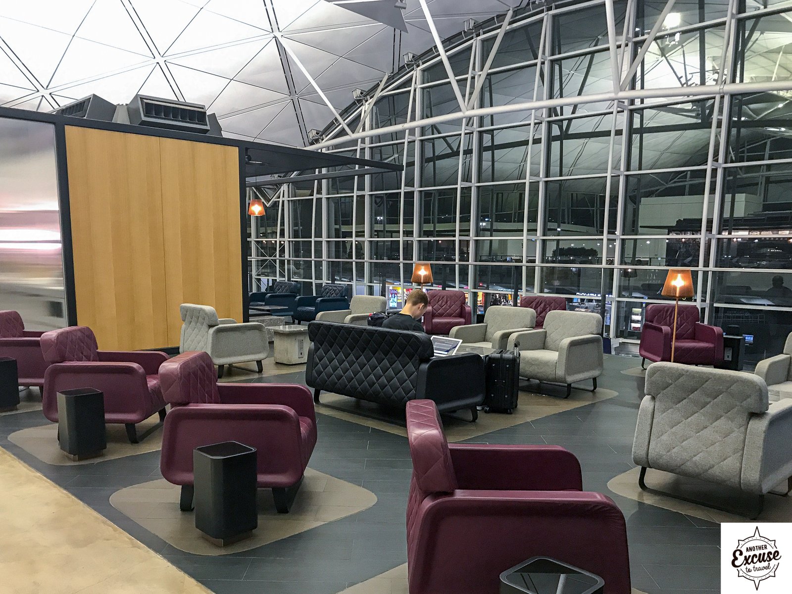 Qantas Hong Kong Lounge