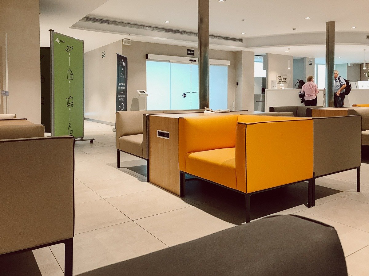 AENA VIP Lounge Valencia entrance