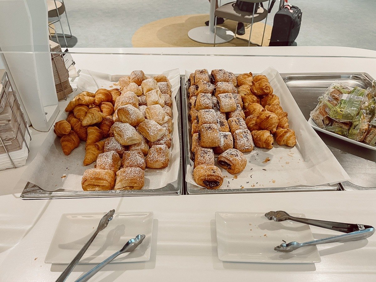 Lounge buffet breakfast iteams, including croissants.
