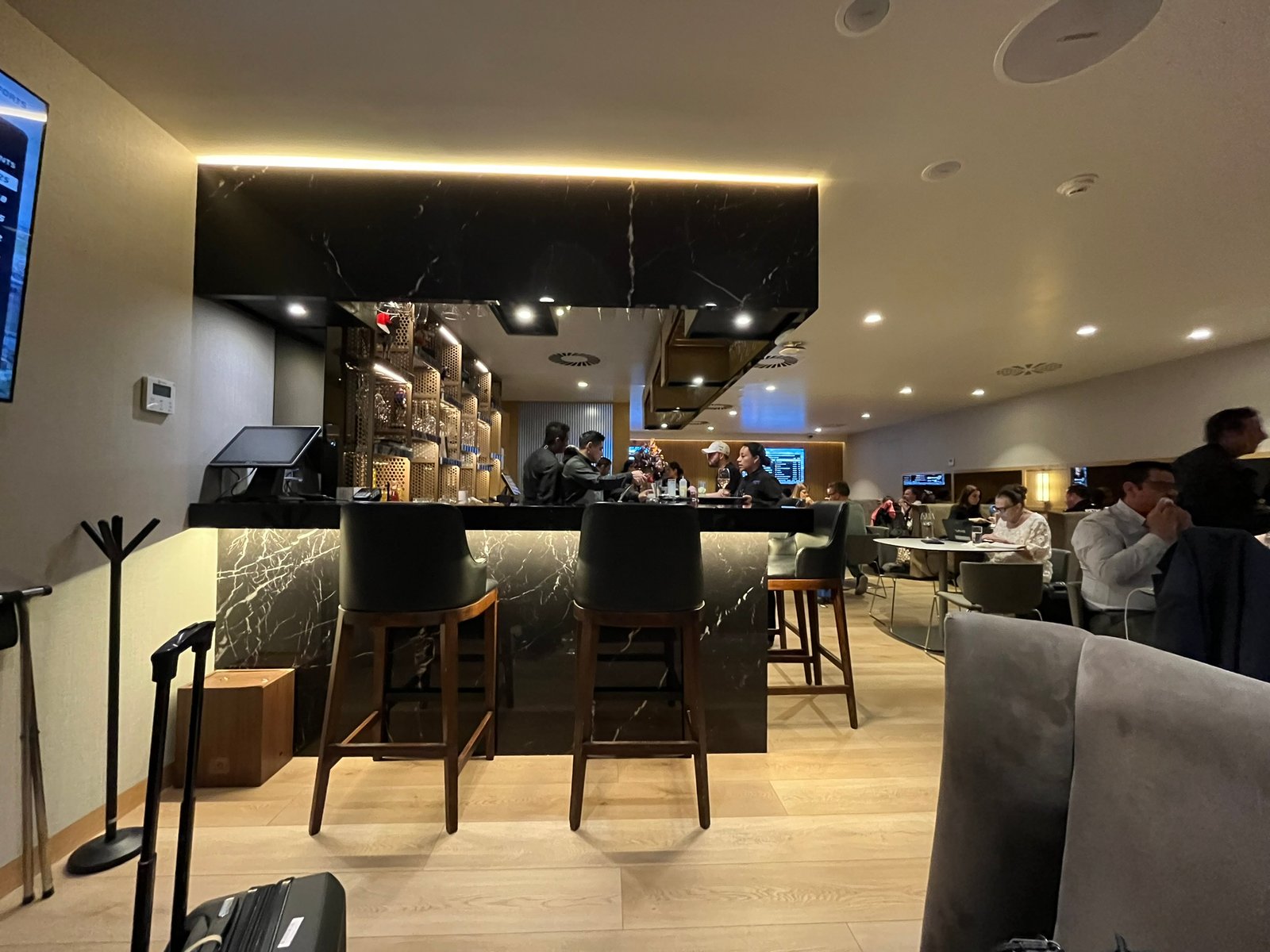 Centurion Lounge Mexico City Bar area