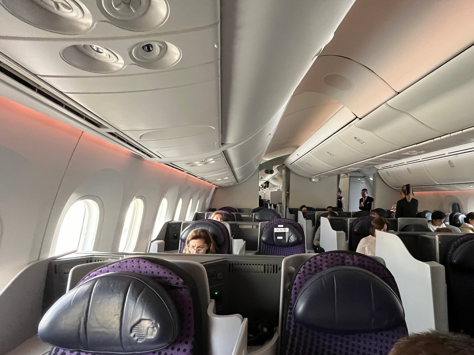 Aeromexico B787-7 business class cabin