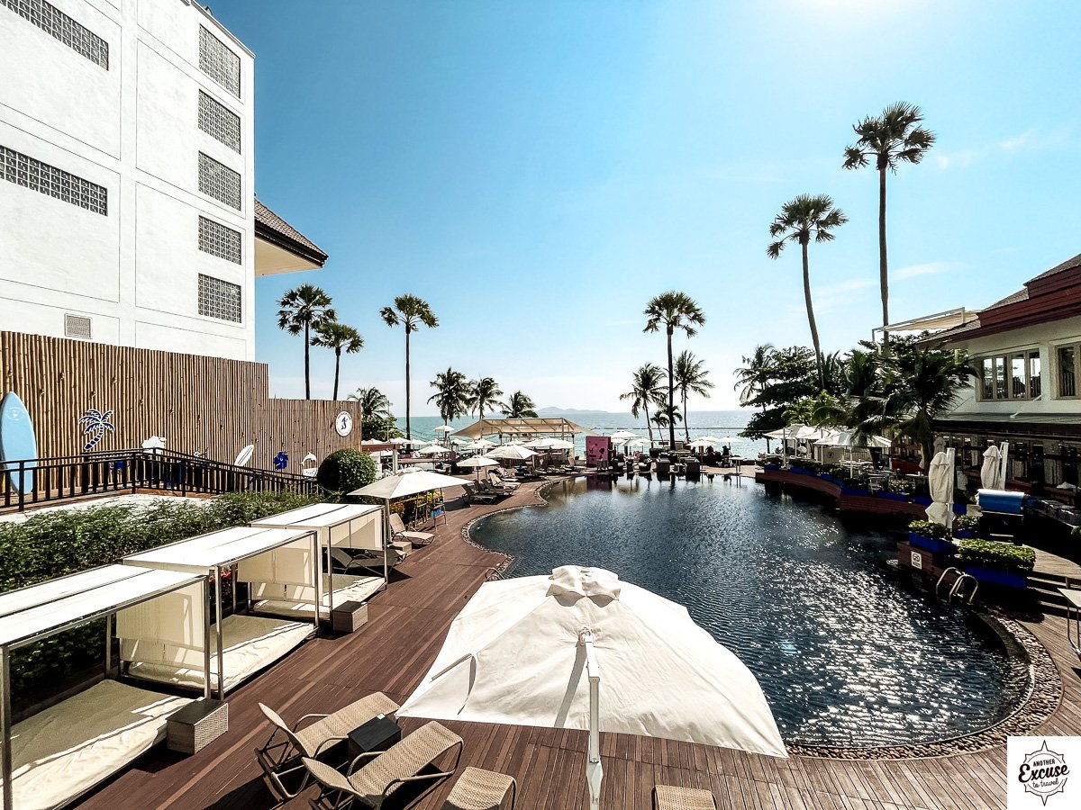 Pullman Pattaya Hotel G Swimming Pool