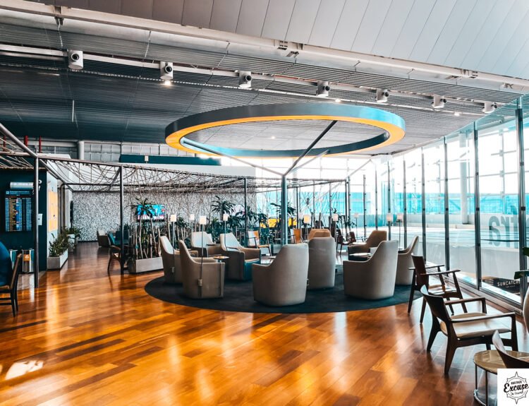 Banco Safra Lounge São Paulo Seating Area