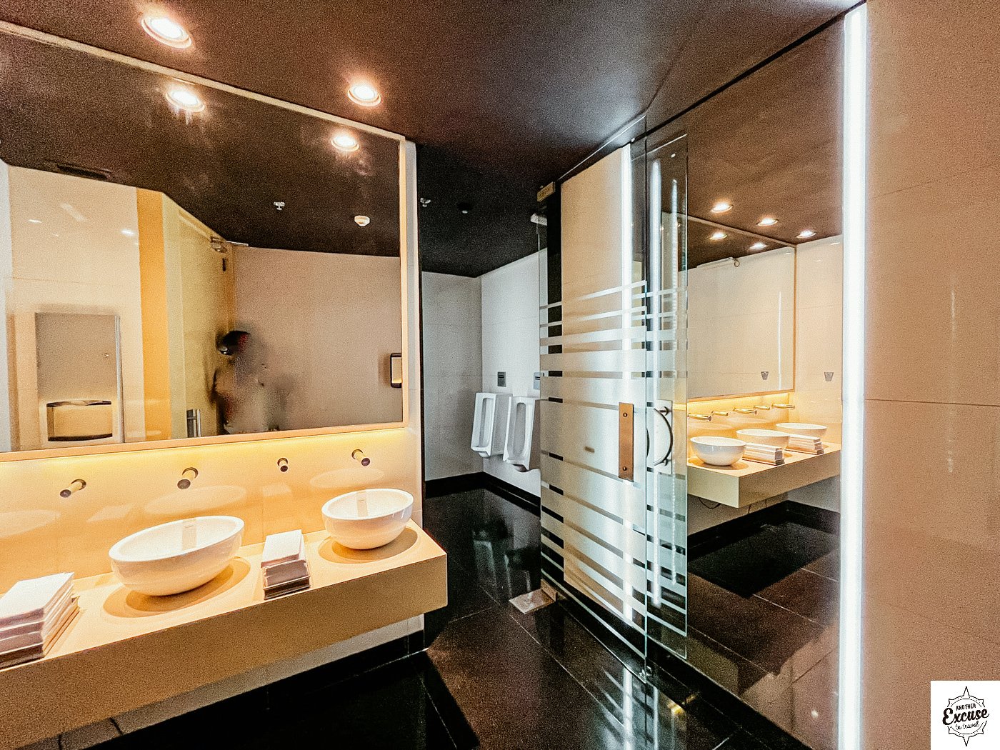Airport lounge bathroom
