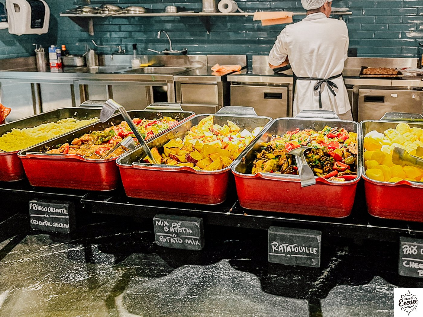 Hot food at Plaza Premium Lounge Rio