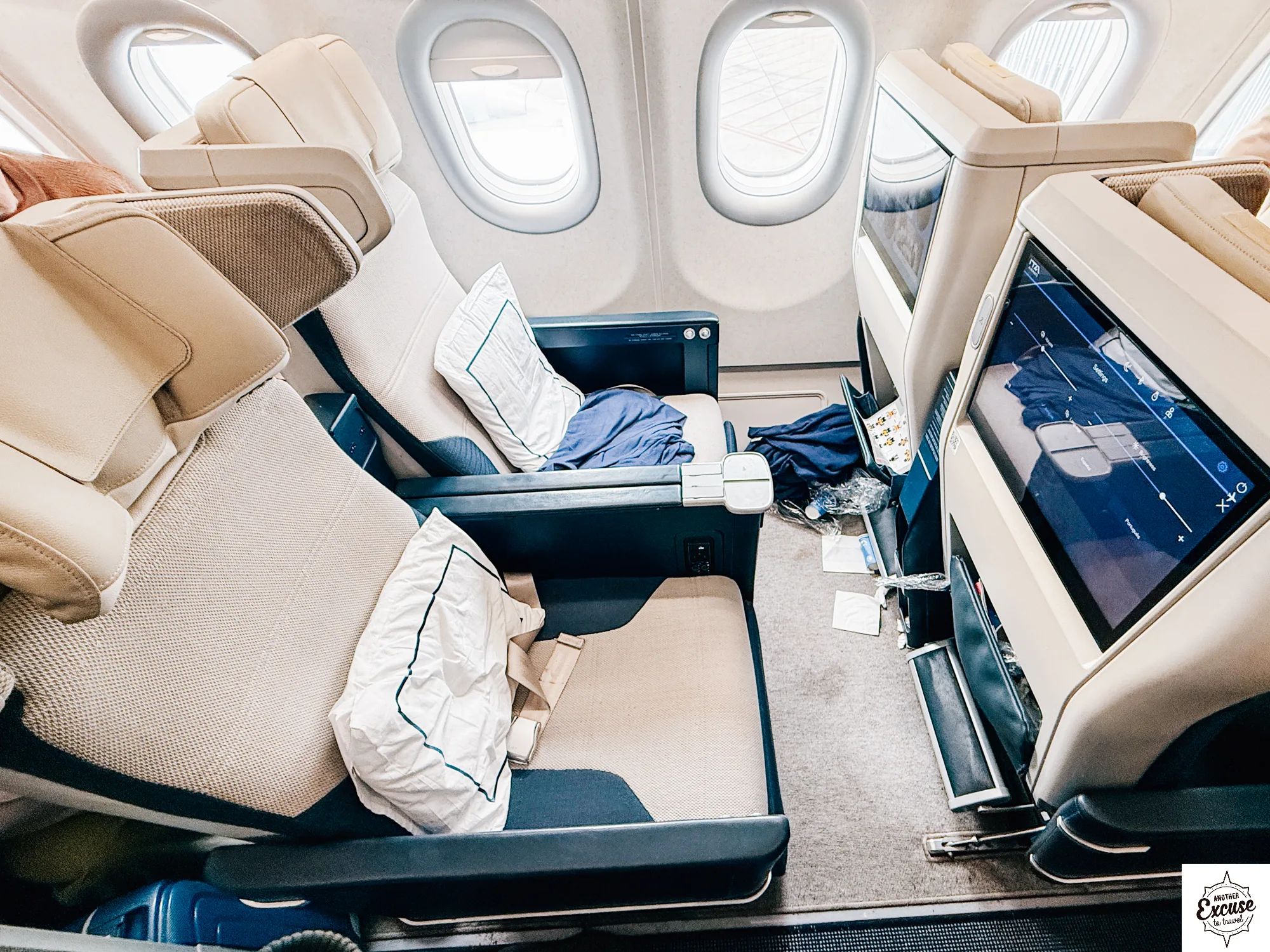 ITA Premium Economy a330 seats 21a 21c