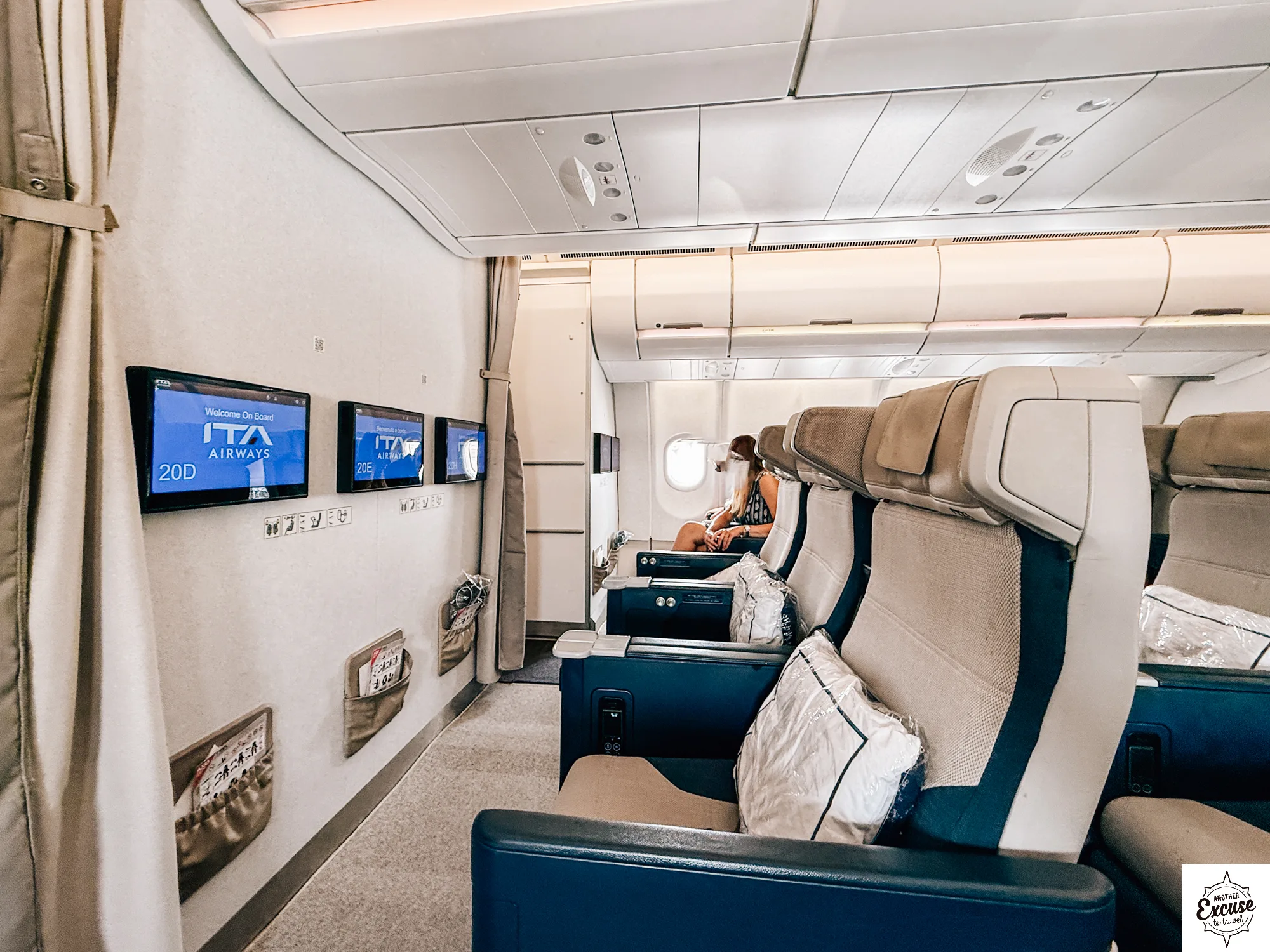 ITA Premium Economy a330 bulkhead seats