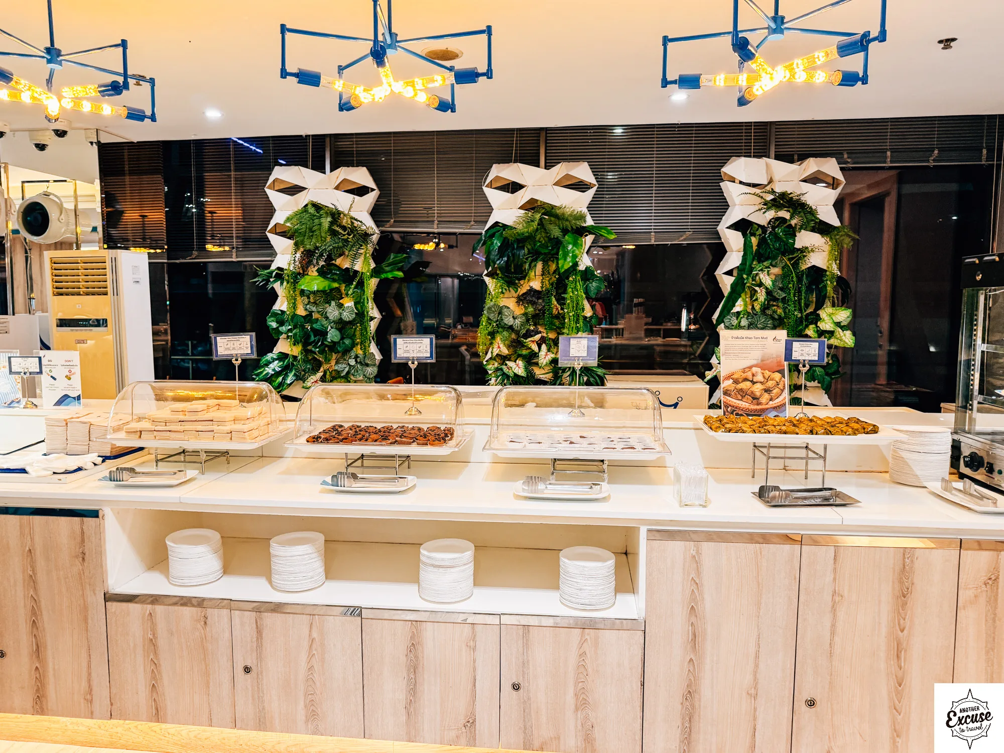 Bangkok Airways Economy Lounge Bangkok food options